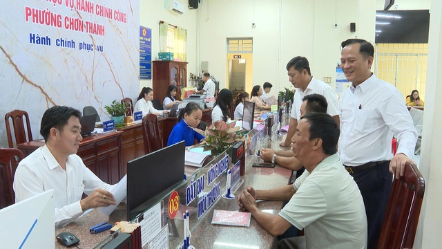 Đồng Nai: Xây dựng chính quyền thân thiện với '4 xin, 4 luôn và 5 không'- Ảnh 1. Đồng Nai: Xây dựng chính quyền thân thiện với '4 xin, 4 luôn và 5 không'- Ảnh 1.