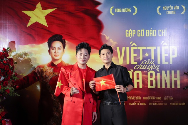 T&ugrave;ng Dương tung &ldquo;phi&ecirc;n bản ho&agrave;n hảo nhất&rdquo; cho &ldquo;Viết tiếp c&acirc;u chuyện h&ograve;a b&igrave;nh&rdquo; - Ảnh 1.