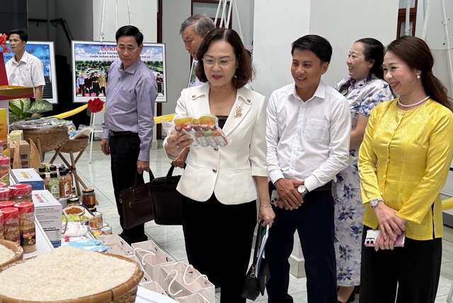 Cà Mau: Hình thành cửa ngõ giao thương quốc tế vùng ĐBSCL- Ảnh 2. Cà Mau: Hình thành cửa ngõ giao thương quốc tế vùng ĐBSCL- Ảnh 2.