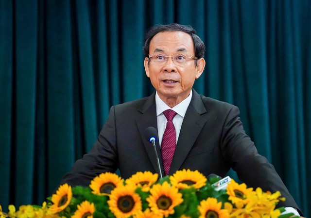 Ông Nguyễn Văn Nên xúc động: 'Tôi biết ơn sâu nặng đồng bào TP.HCM' - Ảnh 1.