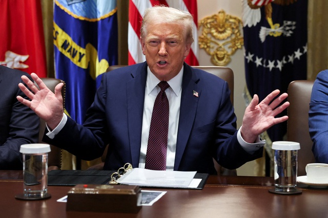 Tổng thống Trump dọa cấm vận cả Nga lẫn Ukraine- Ảnh 1.