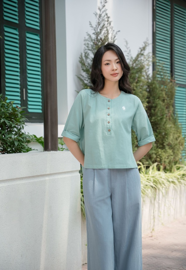 Đắm chìm trong mùa hè qua từng thớ vải linen nhẹ tênh - Ảnh 1.