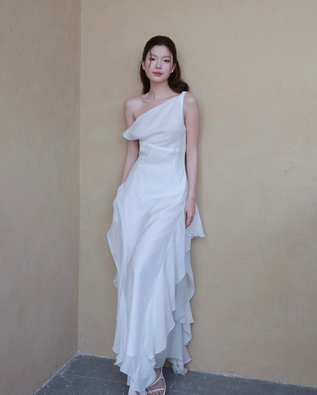 'Đốn tim' người đối diện với váy áo bèo nhún chuẩn nàng thơ - Ảnh 2.