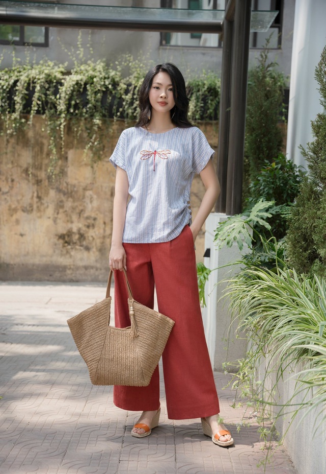 Đắm chìm trong mùa hè qua từng thớ vải linen nhẹ tênh - Ảnh 3.