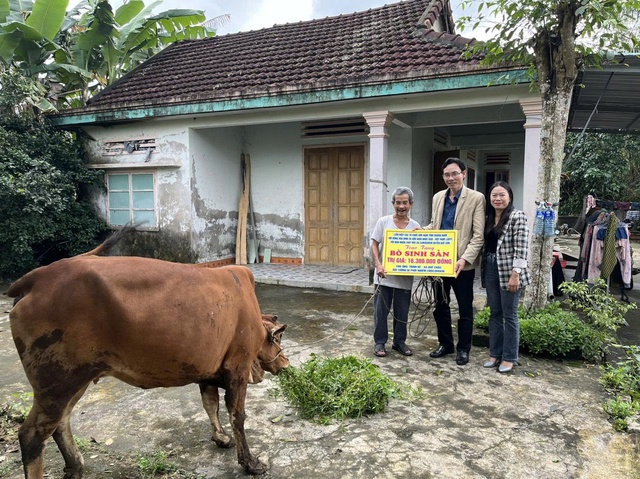 Lặng lẽ bắc nhịp cầu yêu thương- Ảnh 3. Lặng lẽ bắc nhịp cầu yêu thương- Ảnh 3.
