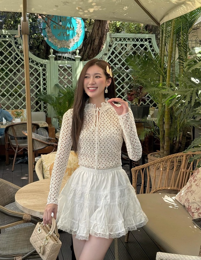 'Đốn tim' người đối diện với váy áo bèo nhún chuẩn nàng thơ - Ảnh 7.