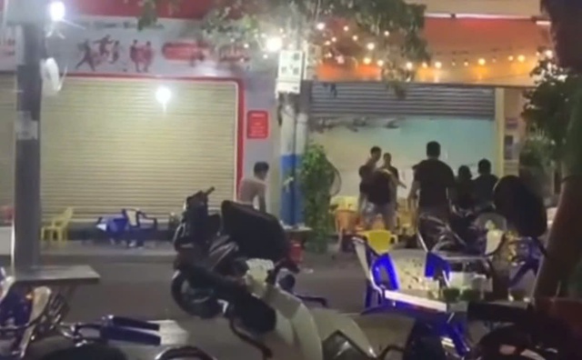 Công an vào cuộc làm rõ vụ hỗn chiến tại quán nhậu ở Gia Lai- Ảnh 1.