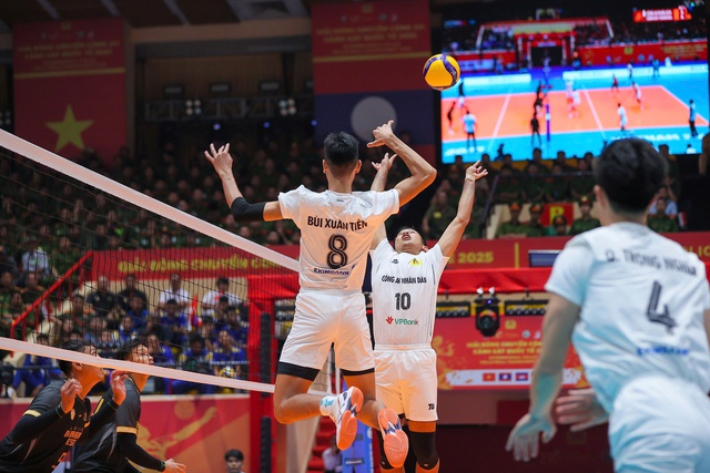 Giải b&oacute;ng chuyền C&ocirc;ng an, Cảnh s&aacute;t quốc tế: Bất ngờ từ loạt trận mở m&agrave;n- Ảnh 2.