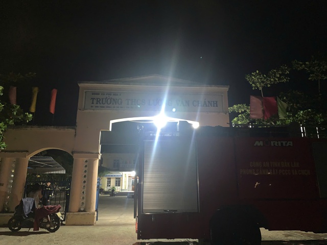 Đắk Lắk: Ch&aacute;y nh&agrave; kho của một trường THCS ngay trong đ&ecirc;m- Ảnh 3.