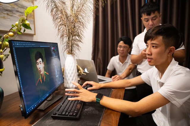 Phùng Quang Trung và hành trình 'số hóa' lòng yêu nước - Ảnh 1.