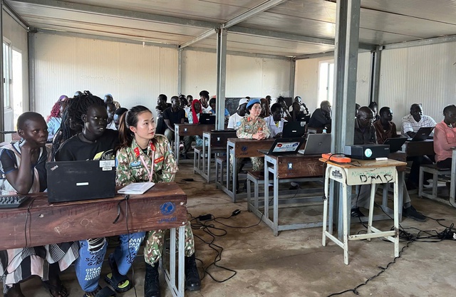 Chiến sĩ  Việt Nam gieo mầm hạnh ph&uacute;c ở ch&acirc;u Phi- Ảnh 1.