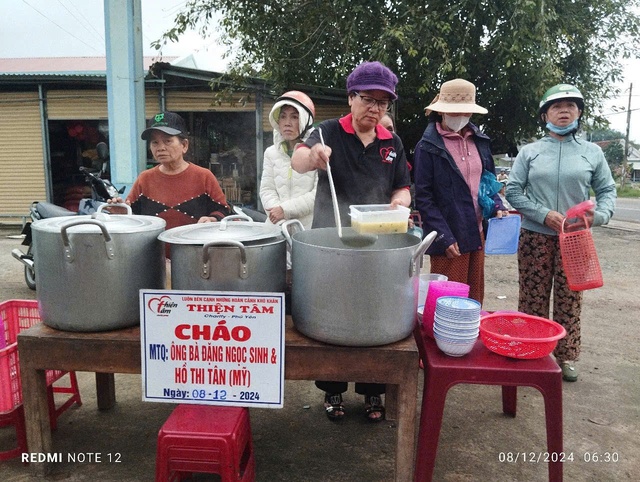 Người cựu chiến binh say m&ecirc; l&agrave;m thiện nguyện - Ảnh 2.