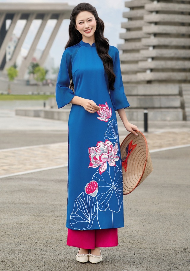 Hướng về ngày Đại lễ 2.9 với tà áo dài dân tộc- Ảnh 3.