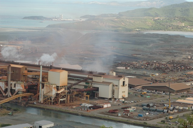 Từ đôi chân trần đến đế chế niken tỉ đô- Ảnh 5. Từ đôi chân trần đến đế chế niken tỉ đô- Ảnh 5.