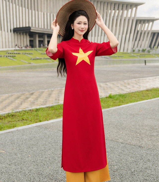 Hướng về ngày Đại lễ 2.9 với tà áo dài dân tộc- Ảnh 6.