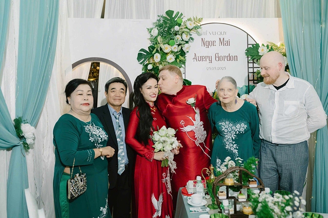 Cặp đôi đơn thân nuôi con cùng nhau xây tổ ấm tại TP . HCM - Ảnh 1.
