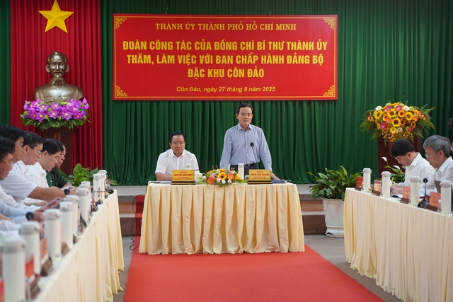 Bí thư Thành ủy TP.HCM làm việc Ban Chấp hành Đảng bộ đặc khu Côn Đảo - Ảnh 1.