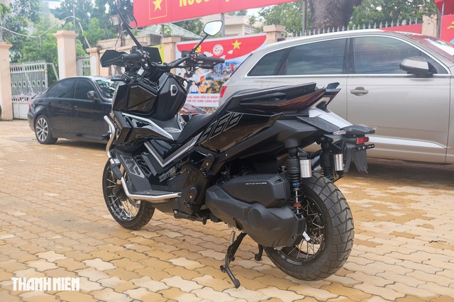 Mô tô Trung Quốc Zontes 368G giá 138 triệu tại Việt Nam, cạnh tranh Honda ADV 350 - Ảnh 2.