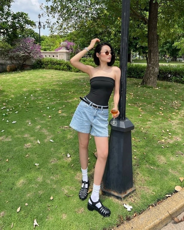 Thăng hoa phong cách với bản phối quần và áo quây thời thượng - Ảnh 4.