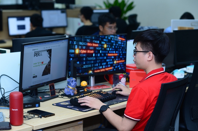 Người h&ugrave;ng thầm lặng tr&ecirc;n kh&ocirc;ng gian mạng - Ảnh 2.