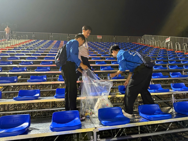 'Ngọn lửa xanh' trong đêm sơ duyệt đại lễ A80- Ảnh 4. 'Ngọn lửa xanh' trong đêm sơ duyệt đại lễ A80- Ảnh 4.