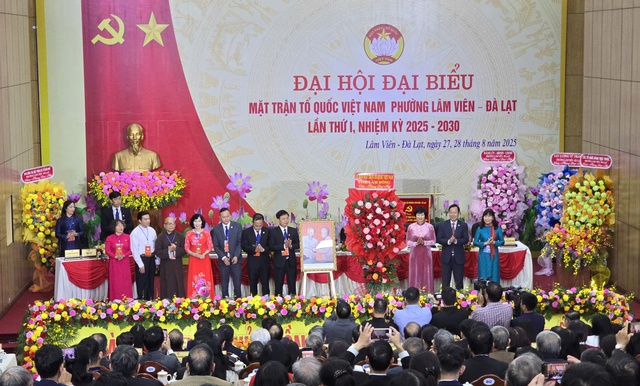 Trực tuyến đến 123 phường xã Đại hội điểm MTTQ VN P.Lâm Viên – Đà Lạt - Ảnh 3. Trực tuyến đến 123 phường xã Đại hội điểm MTTQ VN P.Lâm Viên – Đà Lạt - Ảnh 3.