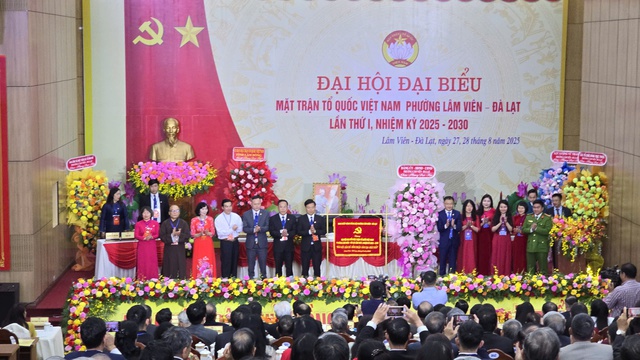 Trực tuyến đến 123 phường xã Đại hội điểm MTTQ VN P.Lâm Viên – Đà Lạt - Ảnh 1. Trực tuyến đến 123 phường xã Đại hội điểm MTTQ VN P.Lâm Viên – Đà Lạt - Ảnh 1.