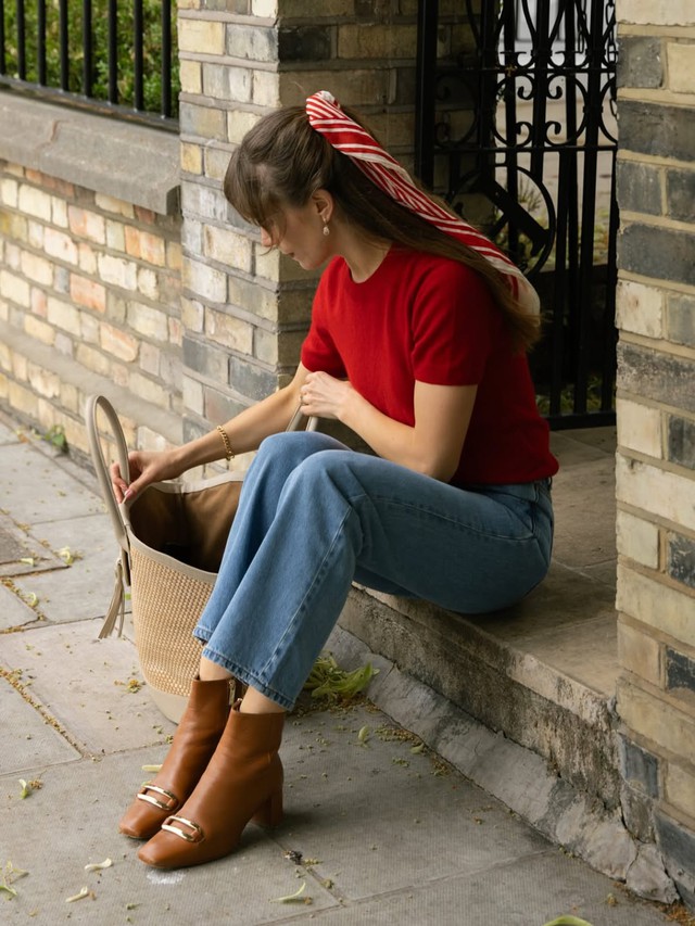 Vàng bơ, nâu trầm... những gam màu xu hướng ai cũng mặc vào mùa thu- Ảnh 4. Vàng bơ, nâu trầm... những gam màu xu hướng ai cũng mặc vào mùa thu- Ảnh 4.