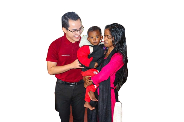 Phong mồ c&ocirc;i bước ra thế giới - Ảnh 1.