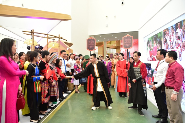 NSND Tự Long là tráng sĩ thứ hai sau Johnny Trí Nguyễn trong 'Hộ linh tráng sĩ' - Ảnh 1.