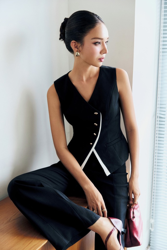 Tận hưởng tiết thu mát dịu với nét sang chảnh đặc trưng từ set đồng bộ- Ảnh 3.