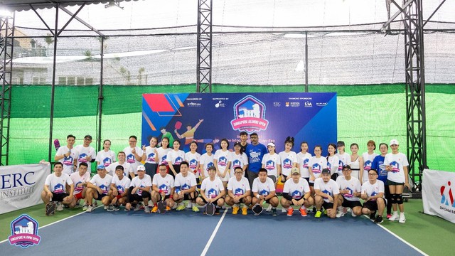Giải đấu Singapore Alumni Open Pickleball Tournament: Kết nối cựu du học sinh, lan tỏa y&ecirc;u thương - Ảnh 1.