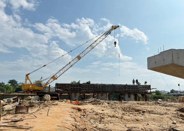 Lâm Đồng: Dự án đường ven biển nghìn tỉ bế tắc vì mỏ titan chậm tiến độ - Ảnh 2.