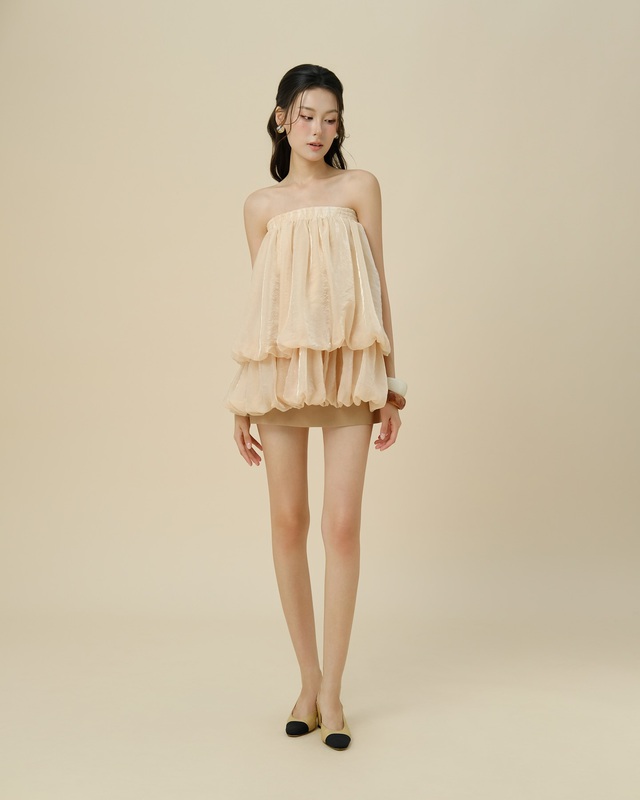 Vẻ đẹp quyến rũ từ những thiết kế hở vai- Ảnh 1.