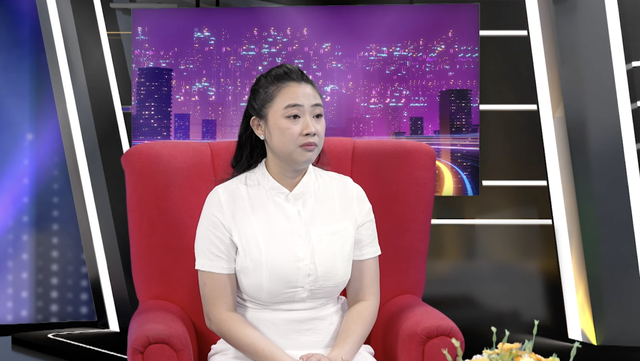 Vợ kém 30 tuổi của Lê Huỳnh bức xúc kể chuyện bị xâm phạm đời tư - Ảnh 1.