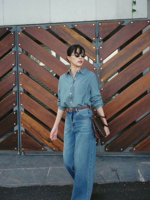 Áo kẻ sọc vừa hiện đại lại trẻ trung, hợp với quần jeans, váy dài- Ảnh 2.