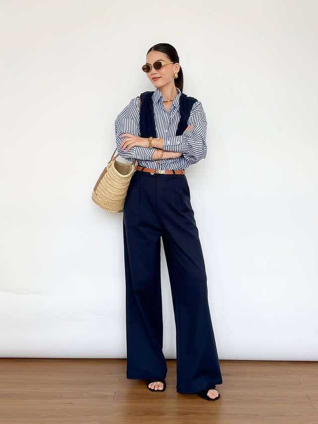 Áo kẻ sọc vừa hiện đại lại trẻ trung, hợp với quần jeans, váy dài- Ảnh 9.