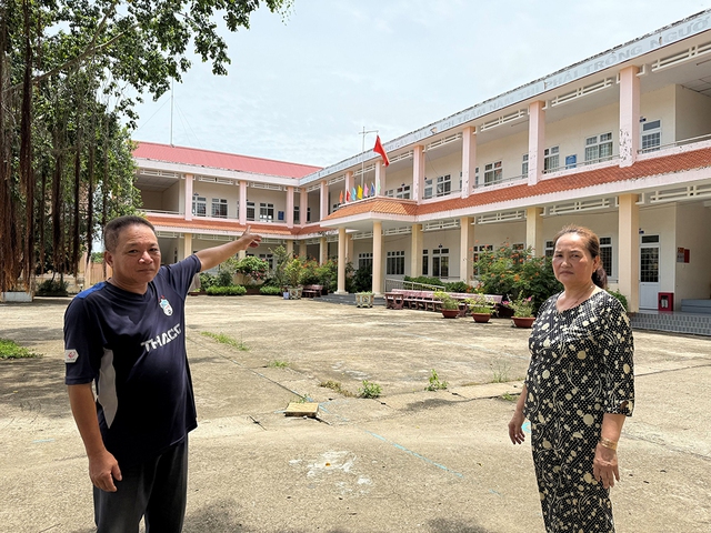 Chuyện tử tế: Vợ chồng n&ocirc;ng d&acirc;n hiến đất x&acirc;y trường học- Ảnh 1.