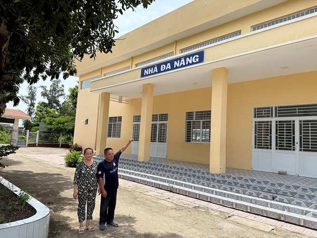 Chuyện tử tế: Vợ chồng n&ocirc;ng d&acirc;n hiến đất x&acirc;y trường học- Ảnh 2.