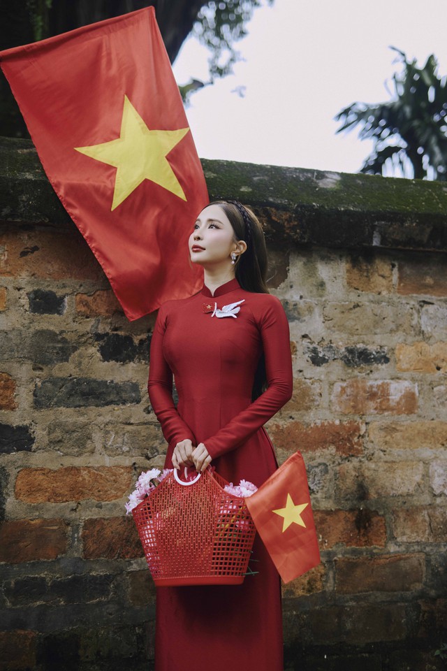 Vợ chồng nghệ sĩ Lan Hương, Đỗ Kỷ 'g&acirc;y sốt' khi t&aacute;i hiện ảnh cưới xưa- Ảnh 10.