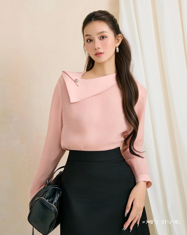 Không bao giờ hết mốt khi diện cặp đôi áo và chân váy- Ảnh 1. Không bao giờ hết mốt khi diện cặp đôi áo và chân váy- Ảnh 1.