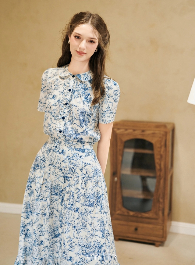 Tận hưởng tiết thu mát dịu với nét sang chảnh đặc trưng từ set đồng bộ- Ảnh 2.