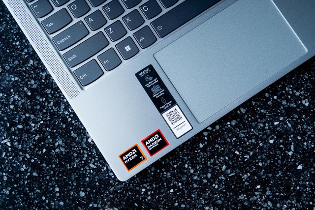 Laptop AMD có thực sự đáng mua? Những ưu nhược điểm bạn cần biết- Ảnh 3. Laptop AMD có thực sự đáng mua? Những ưu nhược điểm bạn cần biết- Ảnh 3.