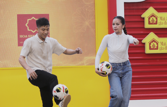 Hoa hậu Ngọc Châu nghẹn ngào khi nhắc về biến cố - Ảnh 2.