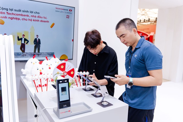 Triển lãm Thành tựu Đất nước 80 năm: Techcombank kết nối công nghệ và chuẩn sống mới- Ảnh 4. Triển lãm Thành tựu Đất nước 80 năm: Techcombank kết nối công nghệ và chuẩn sống mới- Ảnh 4.