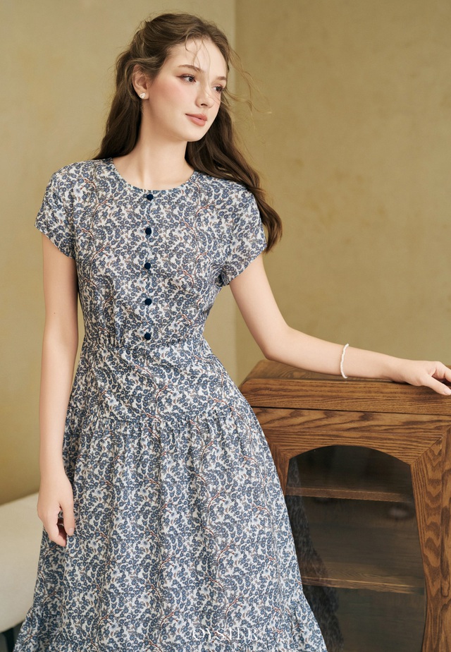 Nét đặc sắc từ kiểu váy hoa, váy họa tiết mùa thu - Ảnh 6.