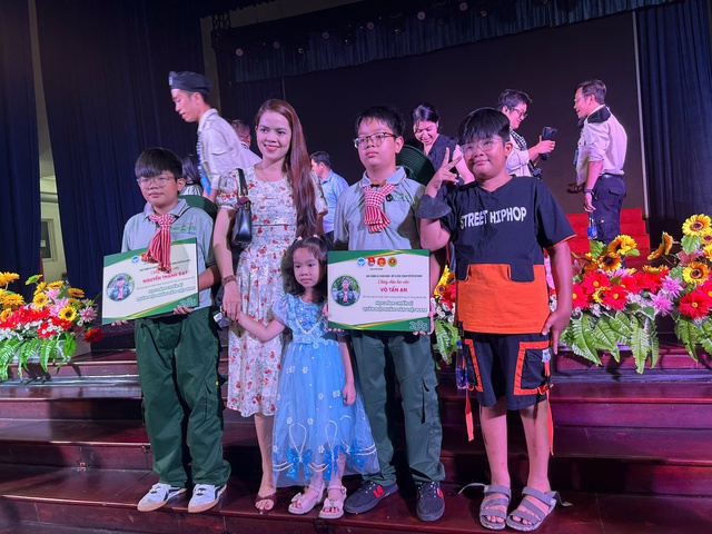 Trưởng thành hơn sau một mùa hè - Ảnh 1. Trưởng thành hơn sau một mùa hè - Ảnh 1.
