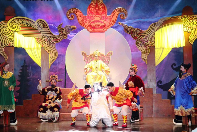 Nhà hát tuồng Nguyễn Hiển Dĩnh ra mắt vở Còn mãi với non sông - Ảnh 1.