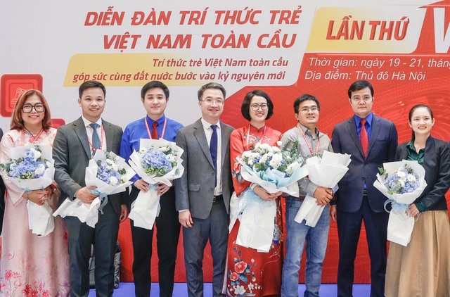 Chung dòng máu Lạc Hồng: Kiều bào và khát vọng phát triển đất nước- Ảnh 2.