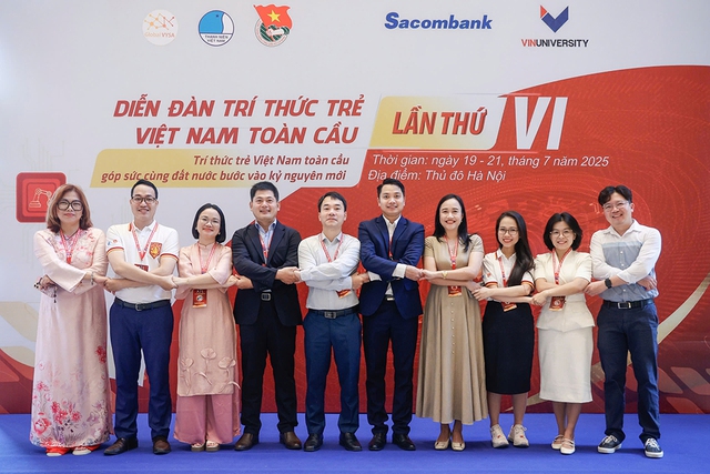 Khát vọng giữ gìn tiếng Việt của trí thức trẻ việt nam ở nước ngòai - Ảnh 2. Khát vọng giữ gìn tiếng Việt của trí thức trẻ việt nam ở nước ngòai - Ảnh 2.